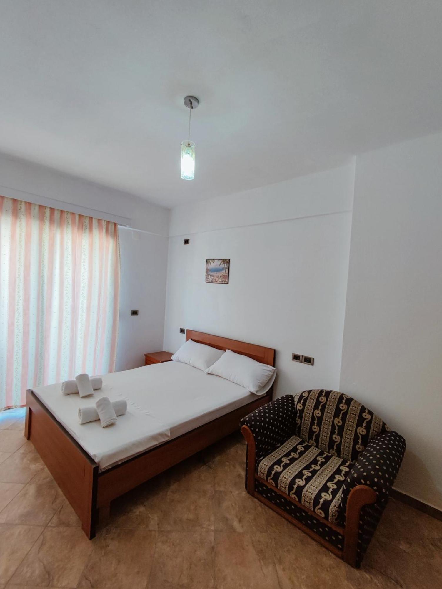 El Rio Apartments Sarandë Habitación foto