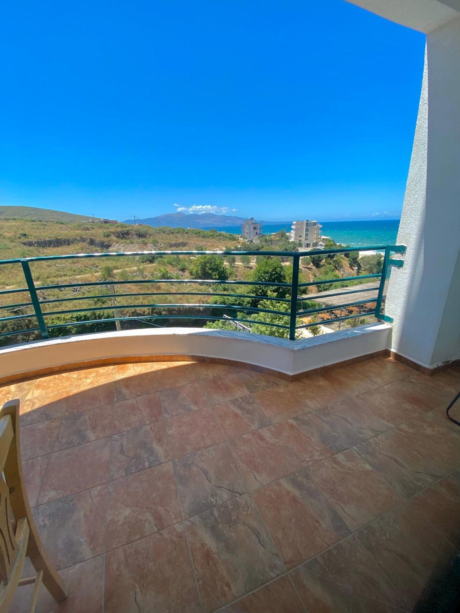 El Rio Apartments Sarandë Exterior foto